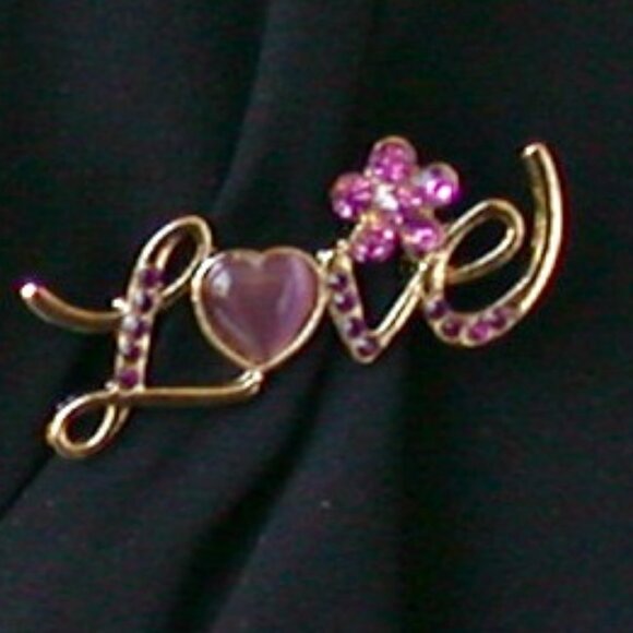 LOVE Hijab Pin Purple - Picture 2 of 2